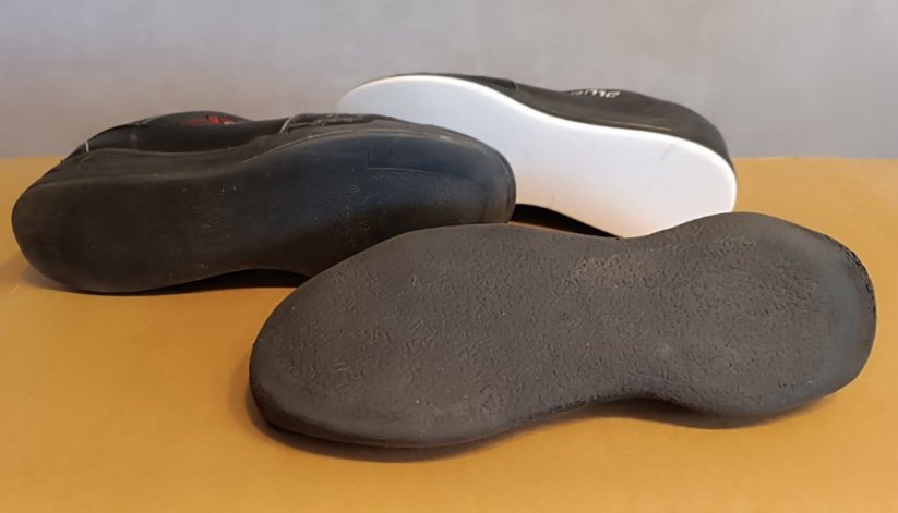 Ultima Extreme curling shoes